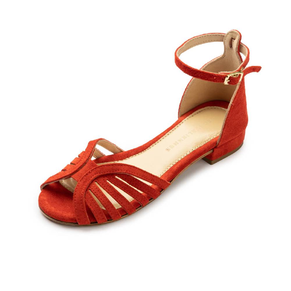 Les Italiennes Michela – Rosso In Linea