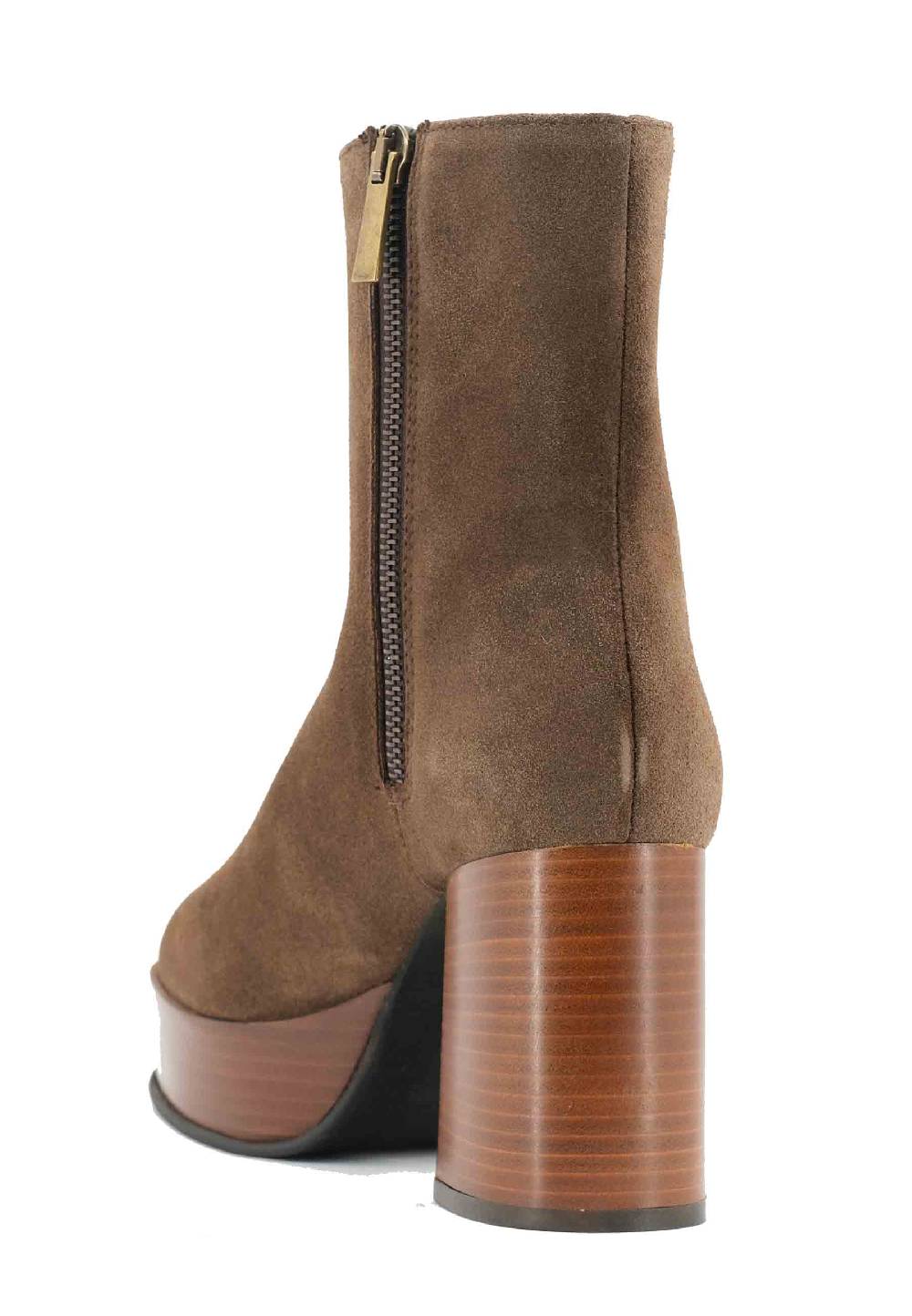 L'ARIANNA Stivaletti TR1556 in camsocio taupe con tacco alto e plateau con zip laterale di chiusura Offerta esclusiva