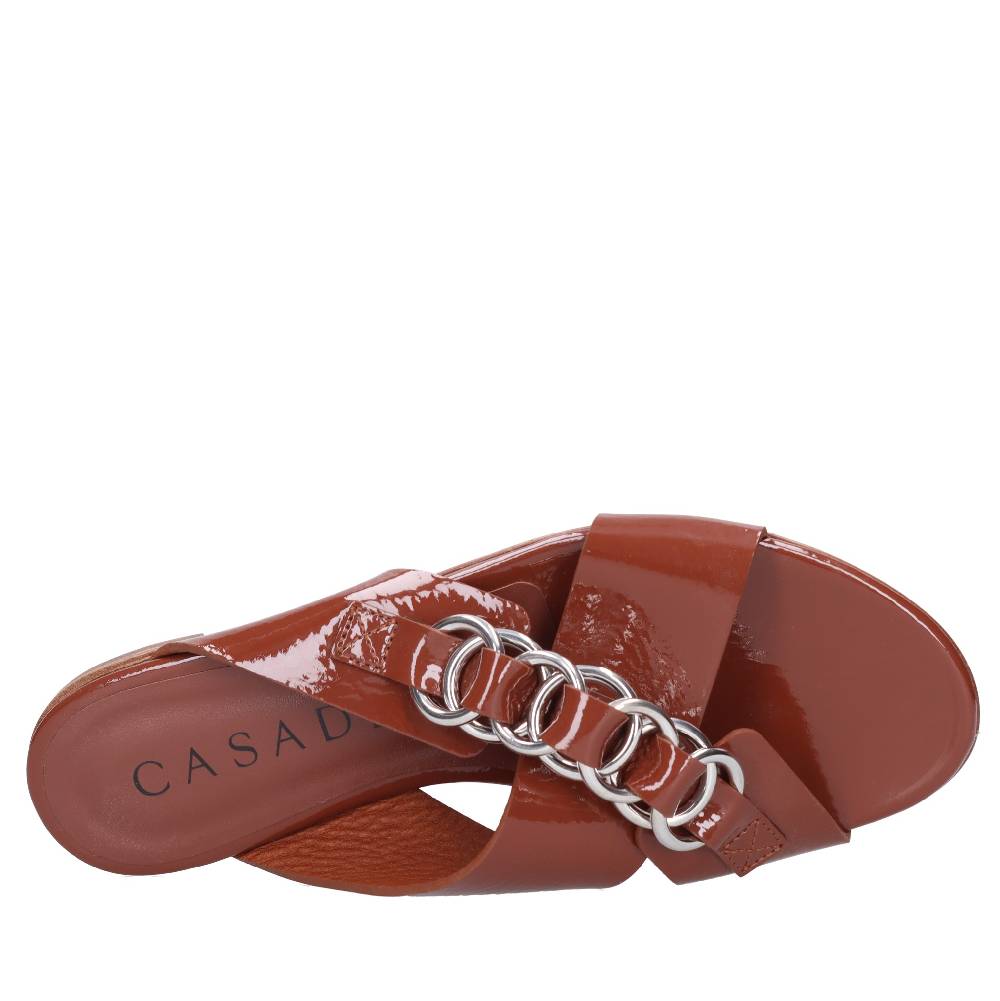 CASADEI Mules in vernice Offerta