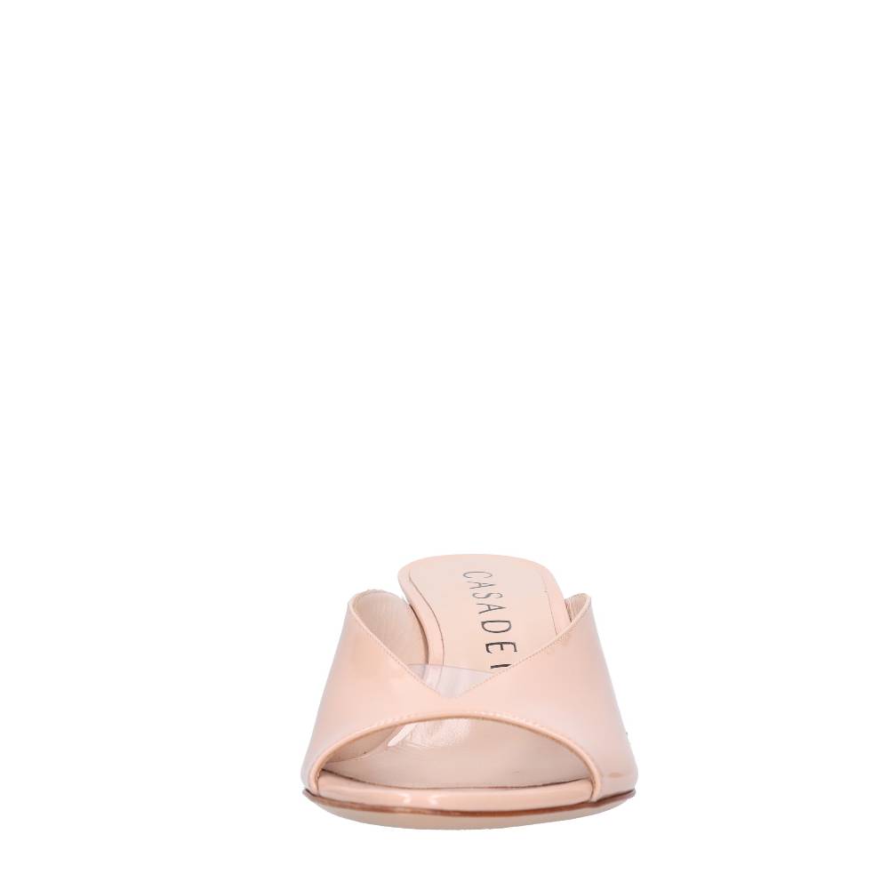 CASADEI Mules in vernice In Linea