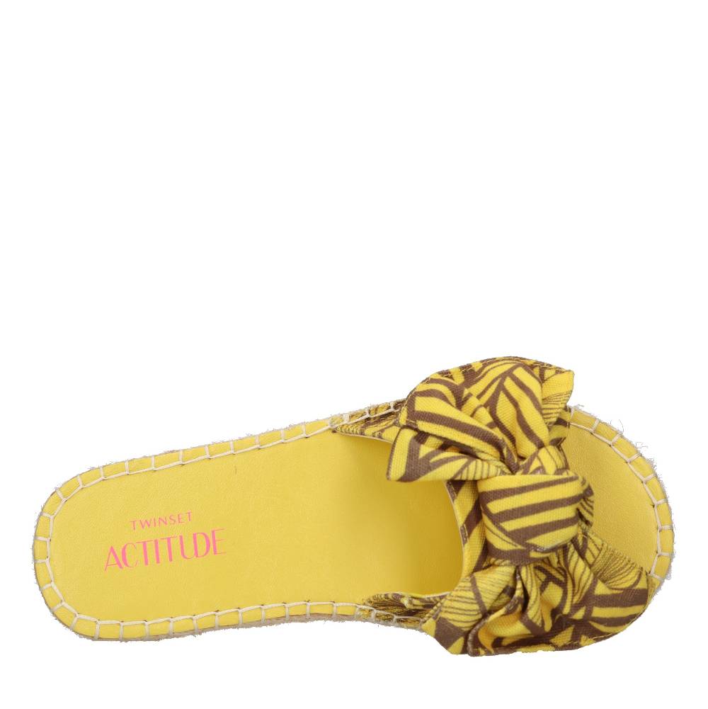 TWINSET Mules in tessuto In Vendita