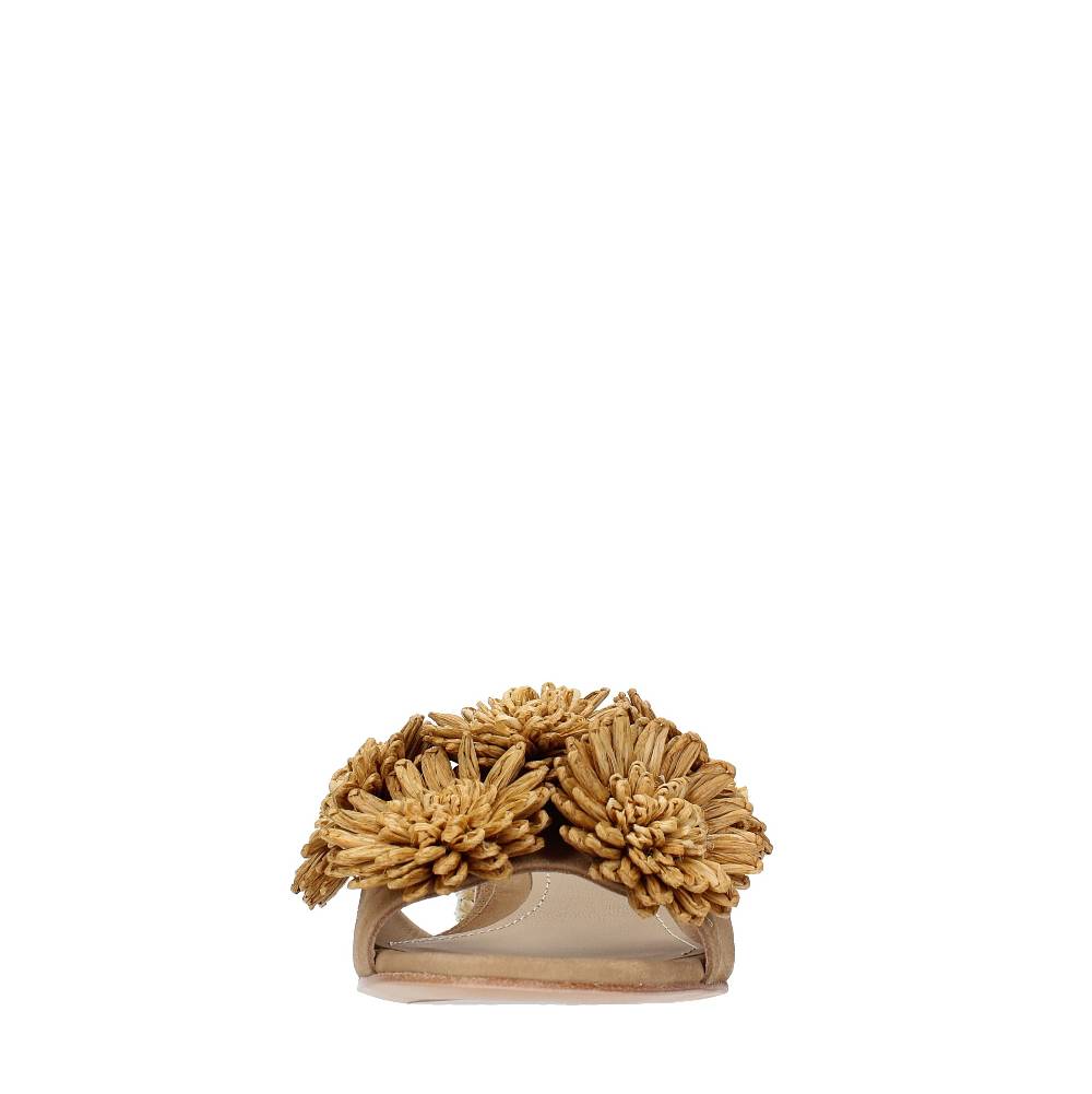 PALOMA BARCELO Mules modello FIORE in pelle e rafia In Vendita