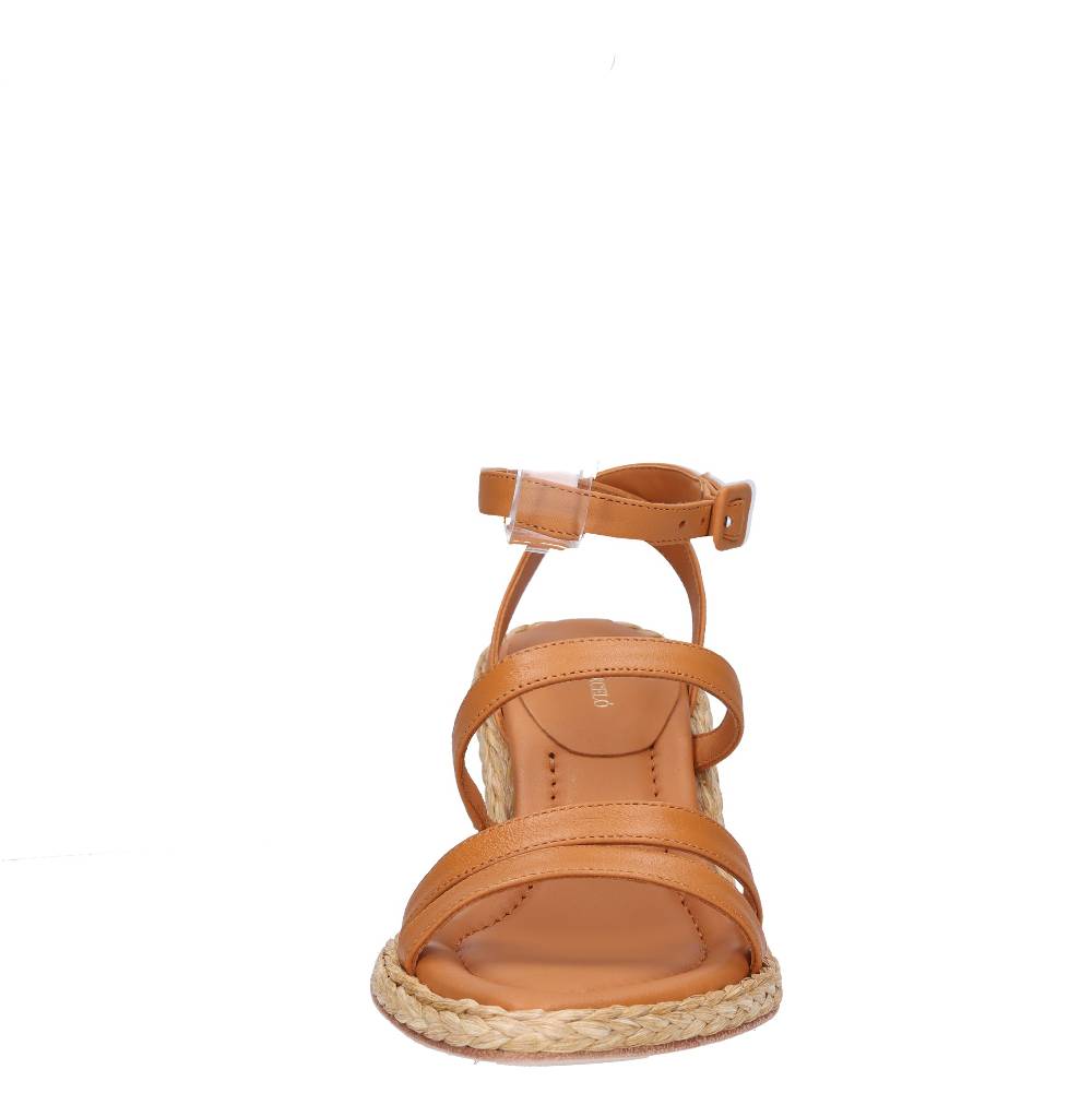 PALOMA BARCELO Sandali in pelle Offerta temporanea