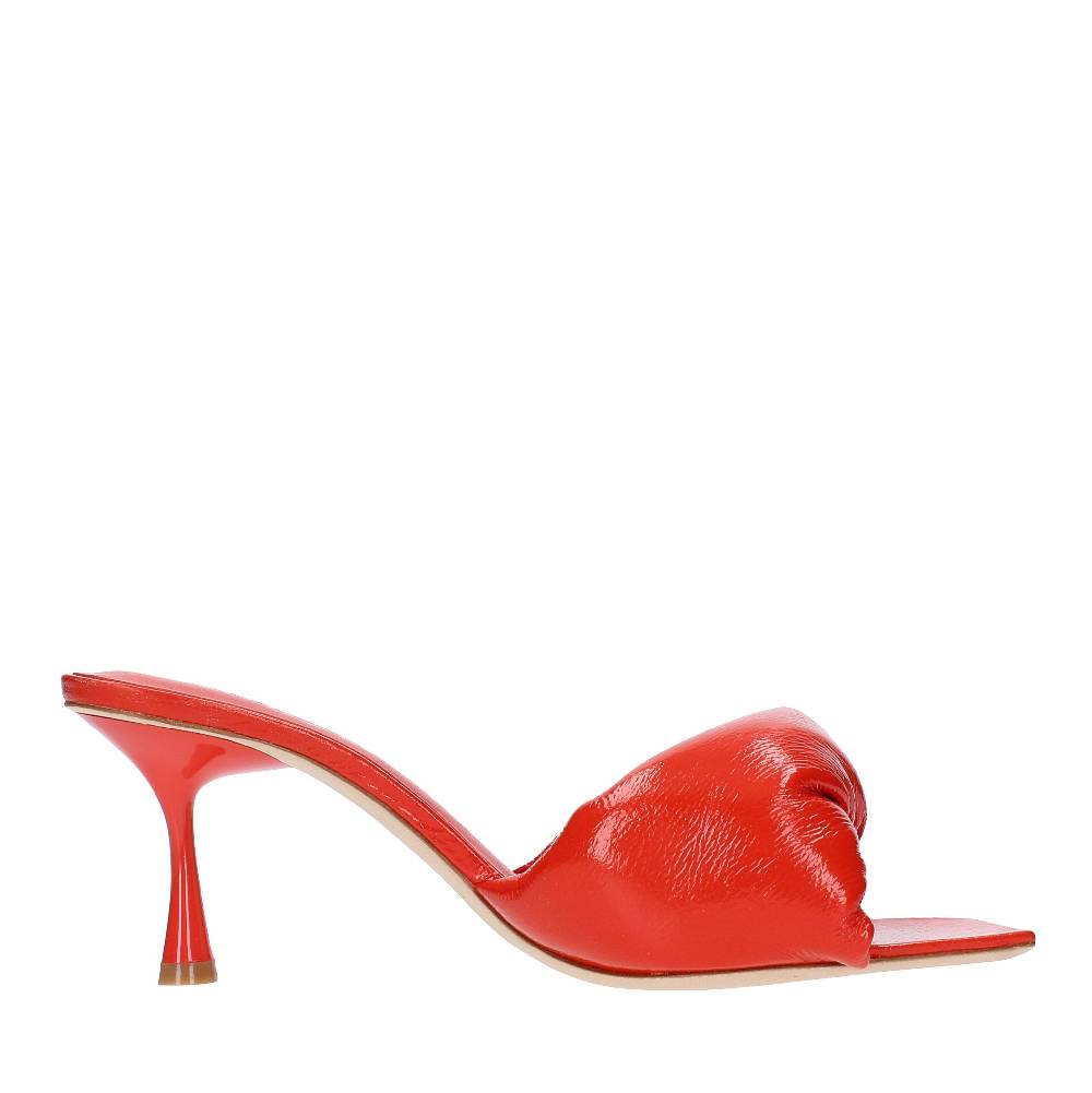 STUDIO AMELIA Mules in pelle Promozione temporanea