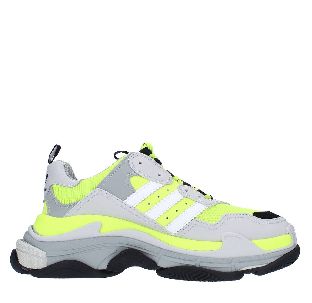 BALENCIAGA X ADIDAS Sneakers BALENCIAGA X ADIDAS TRIPLE S in doppia schiuma e mesh giallo neon, nero e grigio Offerte stagionali
