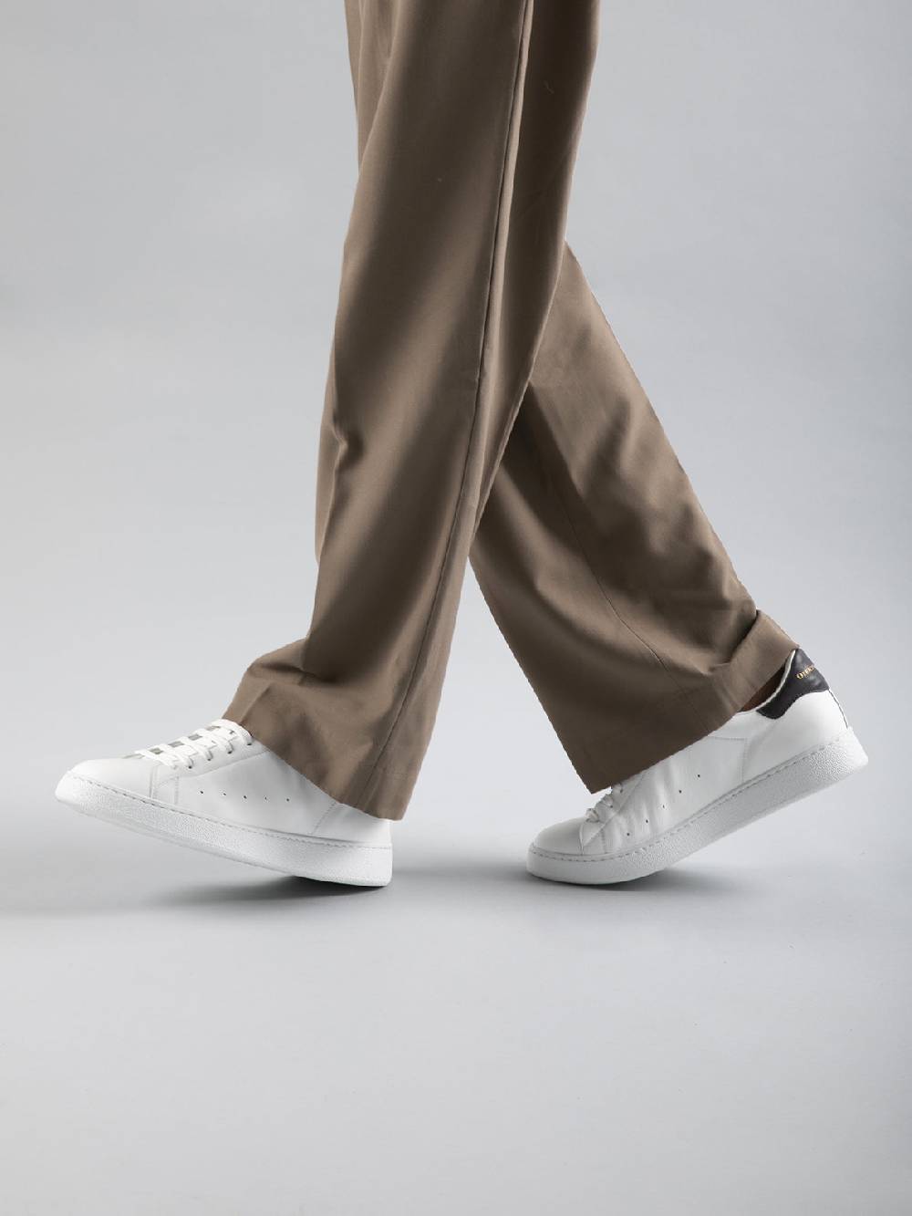 Officine Creative MOWER 005 Sneakers in Pelle Bianca Convenienza