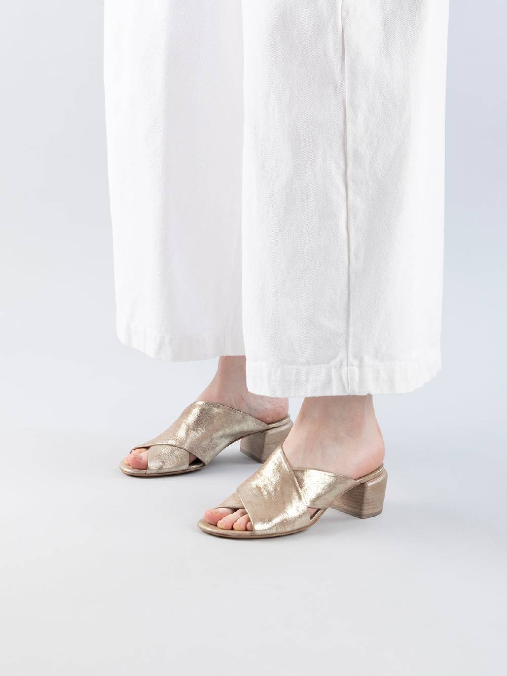 Officine Creative HADRY 007 Sandali Slide in Pelle Tortora Offerte