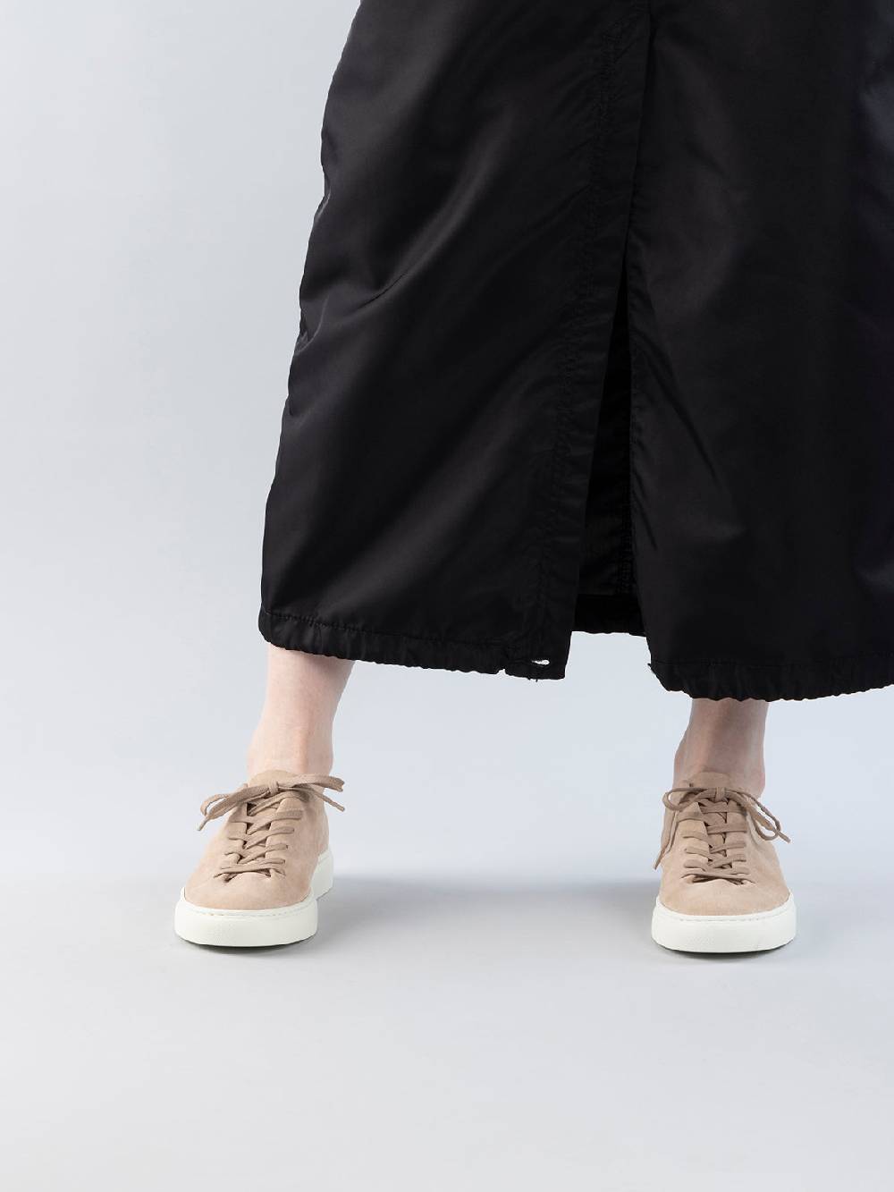 Officine Creative LEGGERA 100 Sneakers Basse in Pelle Scamosciata Verde I Più Venduti