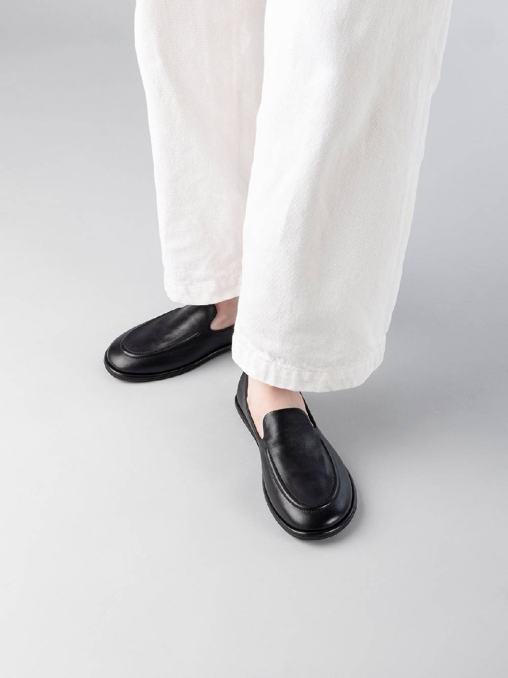 Officine Creative MIENNE 101 Mocassini in Pelle Nera Economico