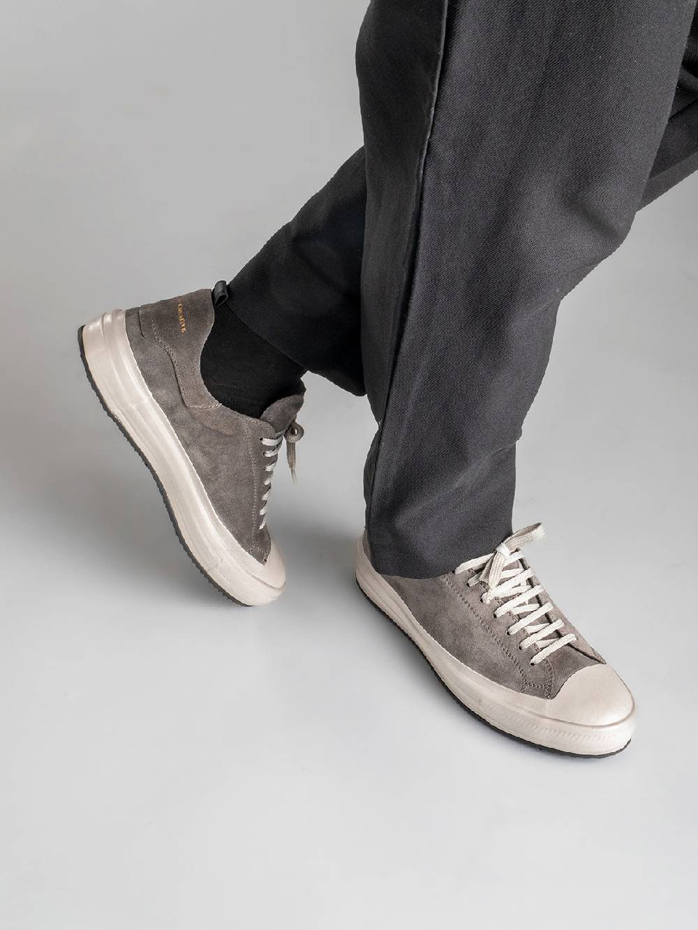 Officine Creative MES 009 Sneakers in Pelle Scamosciata Grigia Hotsell