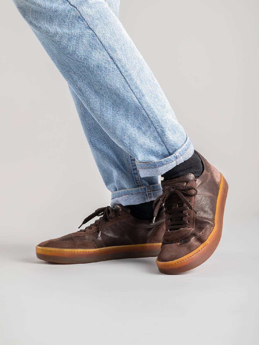 Officine Creative KOMBINED 001 Sneakers in Pelle Nera con Suola in Lattice Nuovo