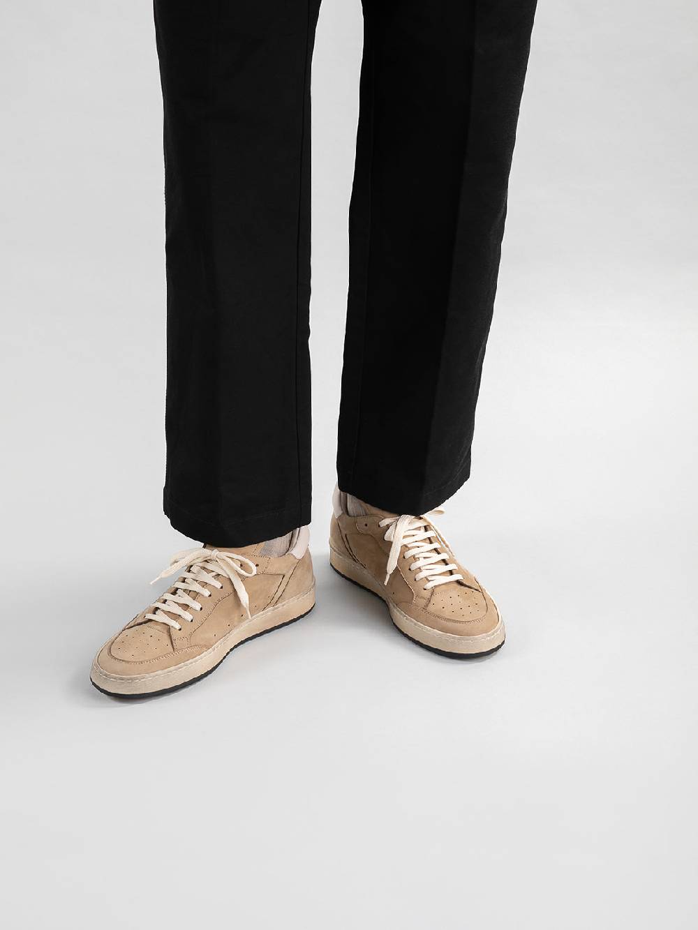 Officine Creative MAGIC 002 Sneakers in Nabuk Verde Promozione
