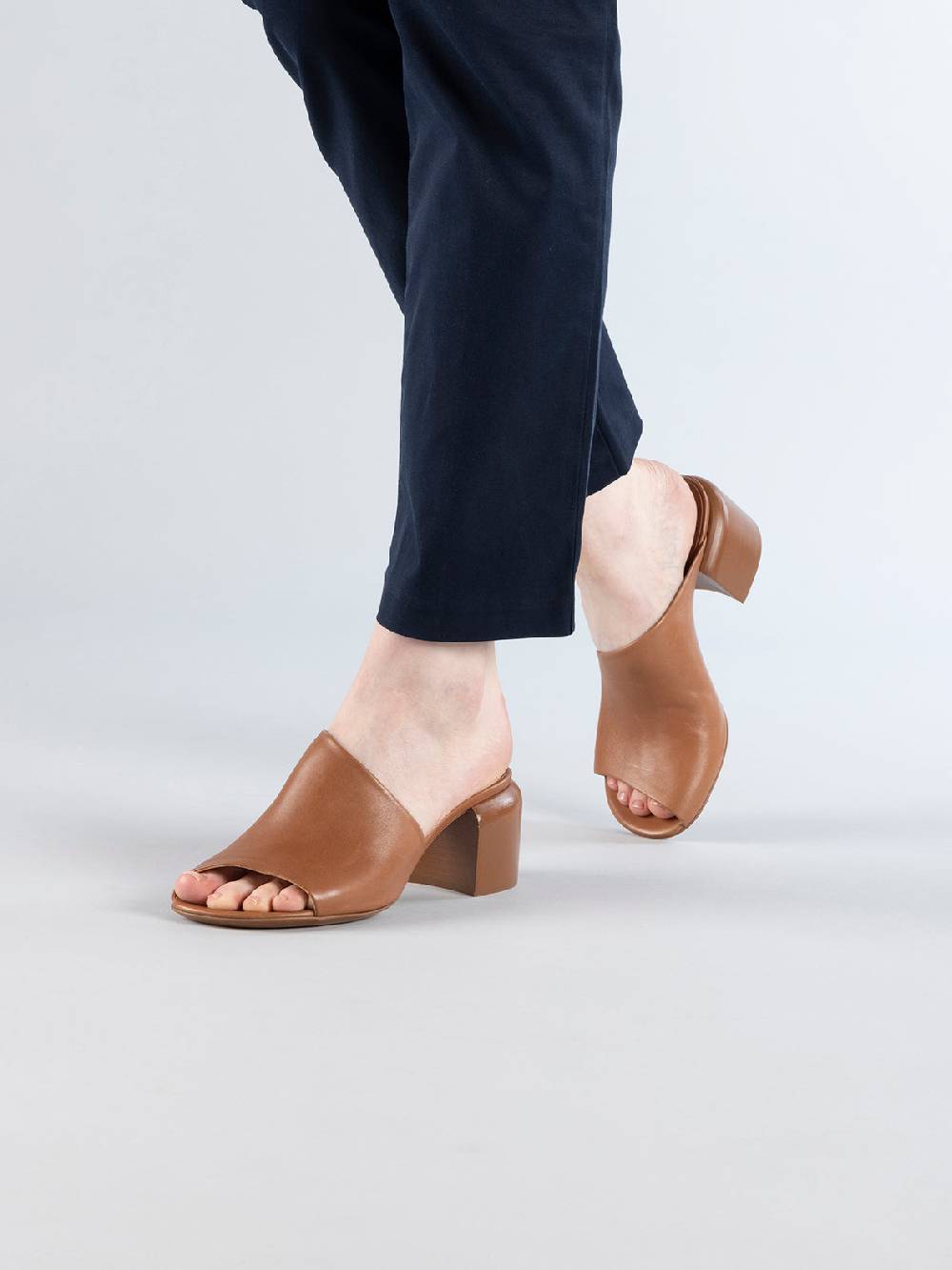 Officine Creative ETHEL 007 Sandali in Pelle Marrone Offerta