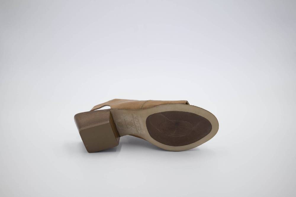Openclosedshoes HALE01 Foam Teak In Saldo