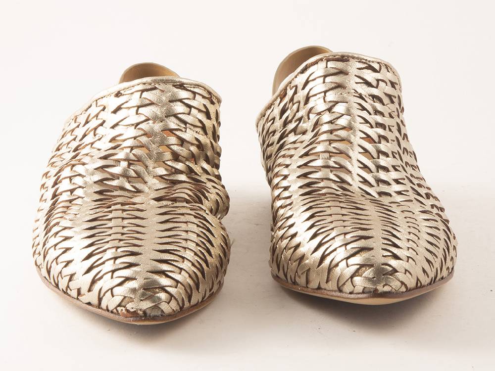 Openclosedshoes IRIS23 LAMIER PLATINO In Linea