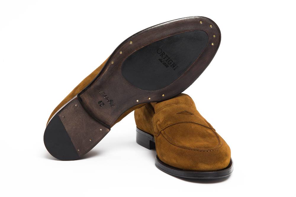 ﻿Ortigni 30.9150 Suede In Vendita