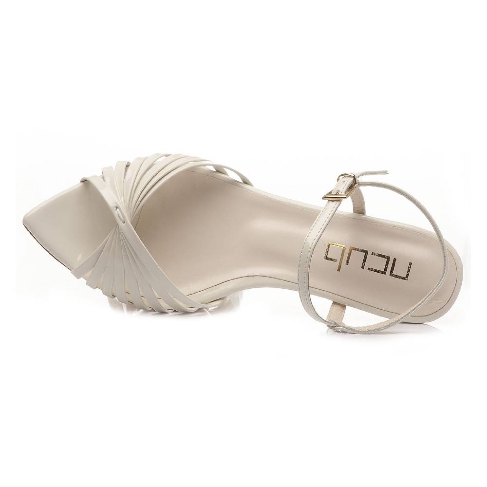 NCUB Sandali Dafne 27 Vendita Calda