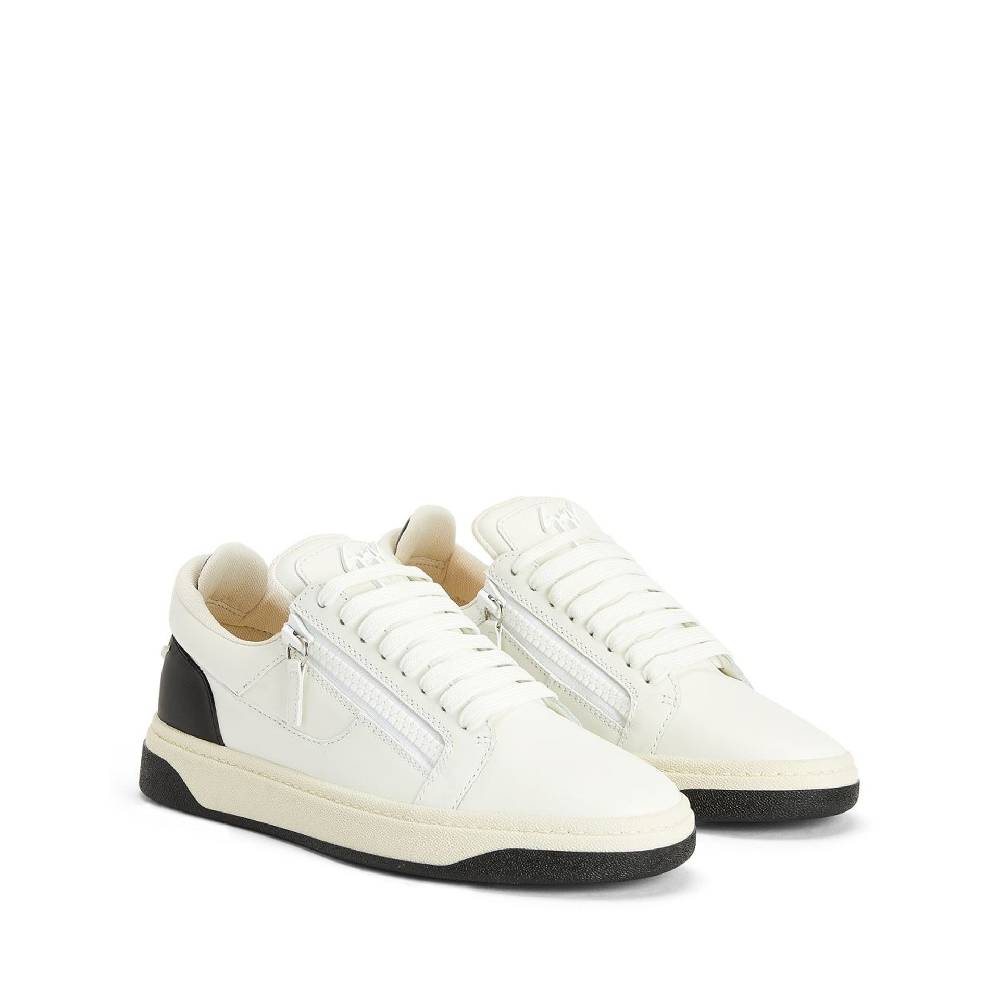 GIUSEPPE ZANOTTI DESIGN  Sneakers Basse Uomo Giuseppe Zanotti in Pelle Bianca 2025