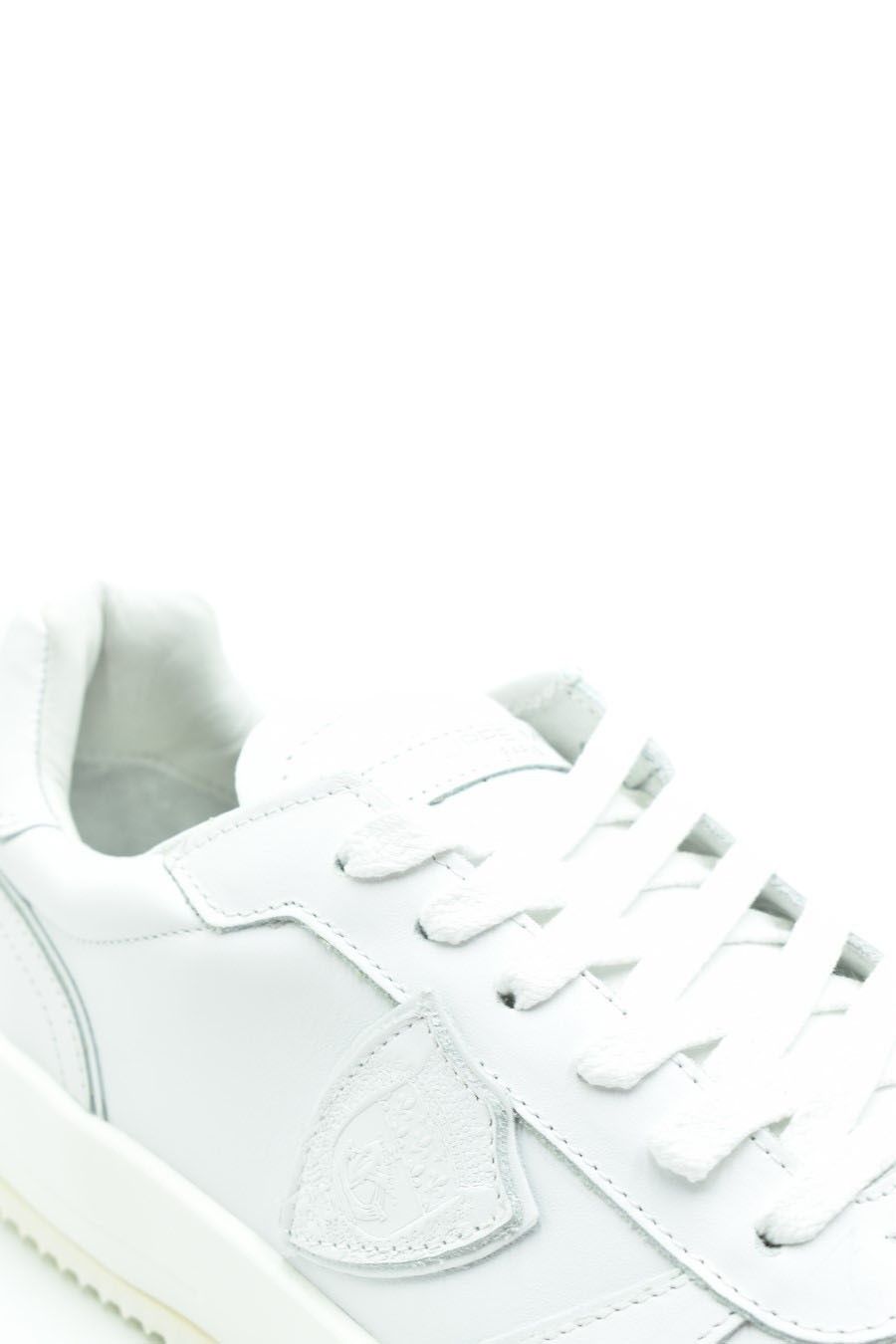PHILIPPE MODEL  Sneakers Philippe Model in Pelle Bianca da Donna Affare Del Giorno