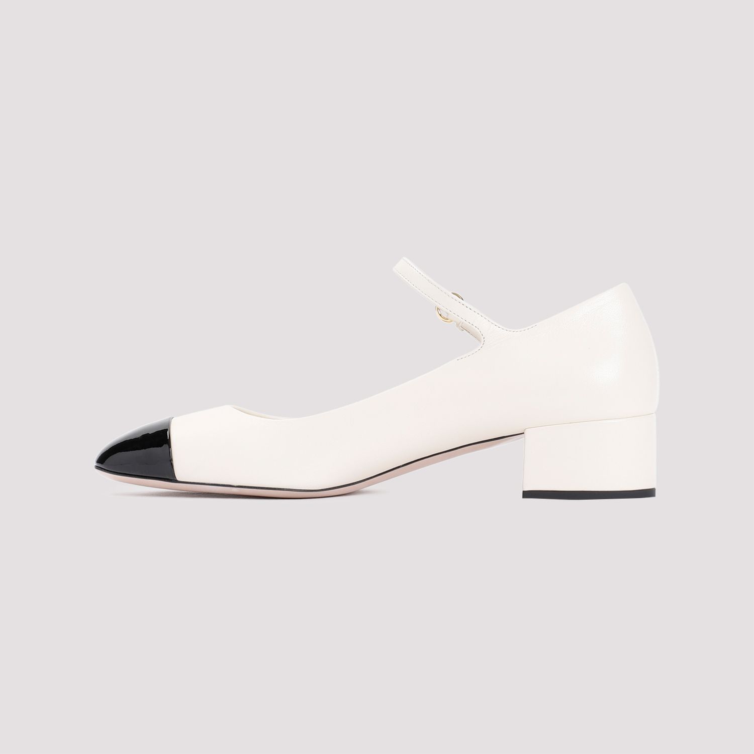 MIU MIU  Decollete in Pelle Color Nude MIU MIU con Tacco Logo Metallico Latest stili