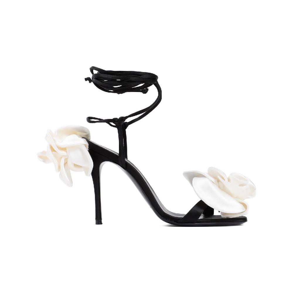 MAGDA BUTRYM Sandali Stiletto Magda Butrym in Raso Nero con Applicazioni Floreali