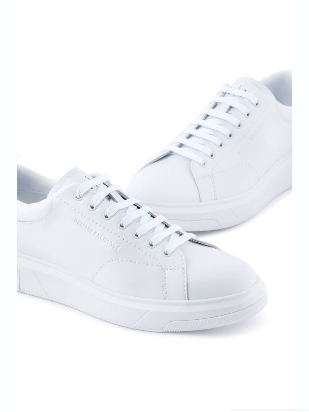 ARMANI EXCHANGE  Sneakers di Pelle Bianca Armani Exchange Uomo Negozio