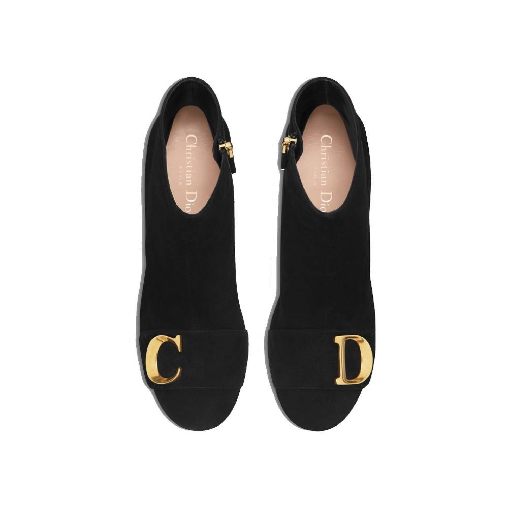 DIOR  Stivaletti Neri in Pelle di Vitello DIOR con Dettagli CD Oro Presa