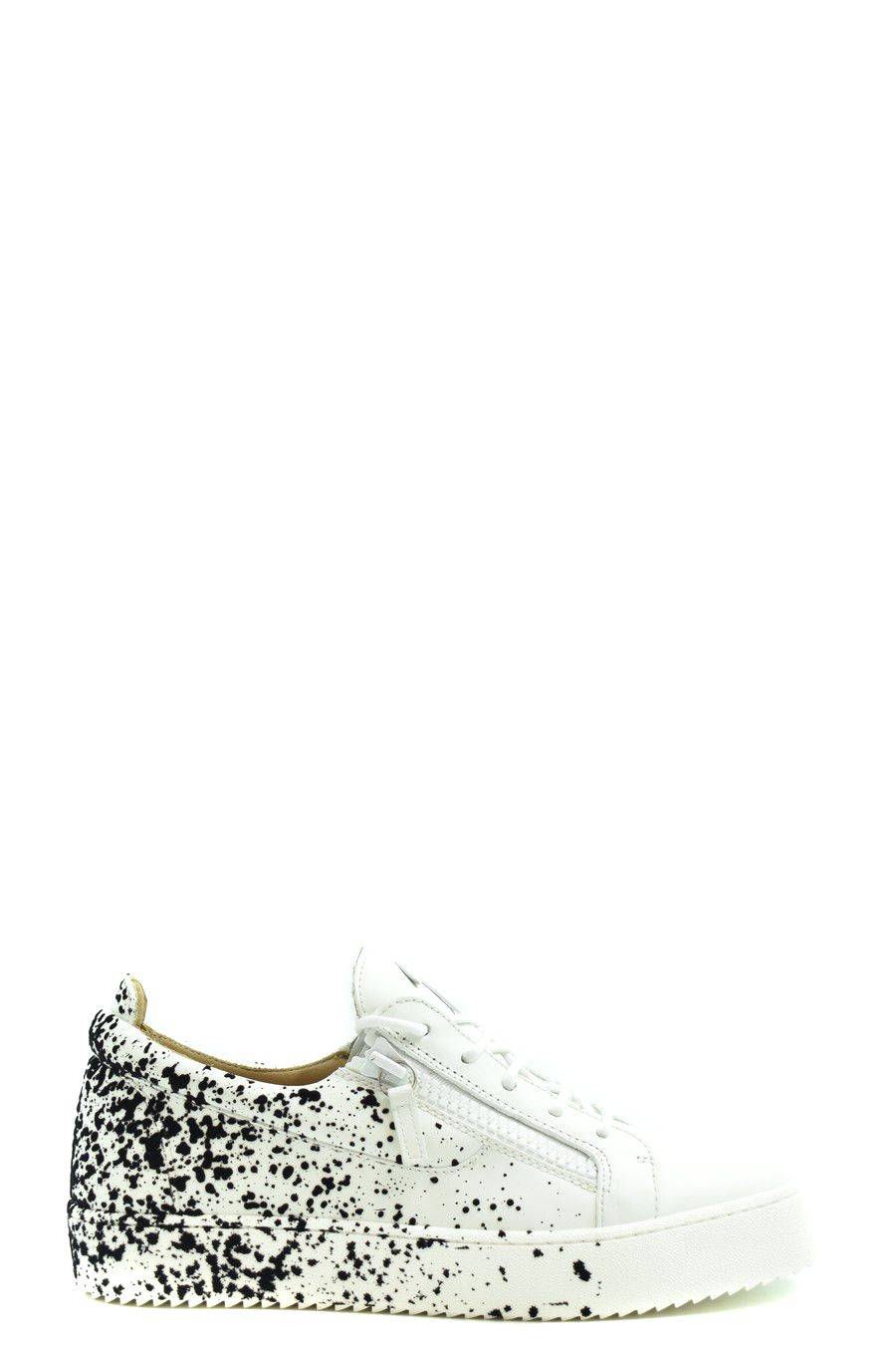 GIUSEPPE ZANOTTI DESIGN  Sneakers Bianche in Pelle Giuseppe Zanotti Uomo 50% di sconto con spedizione gratuita