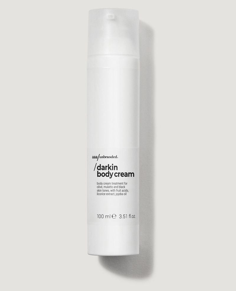 AAA/UNBRANDED  Crema Corpo Darkin: Esfoliante e Illuminante per Pelli Medie a Scure