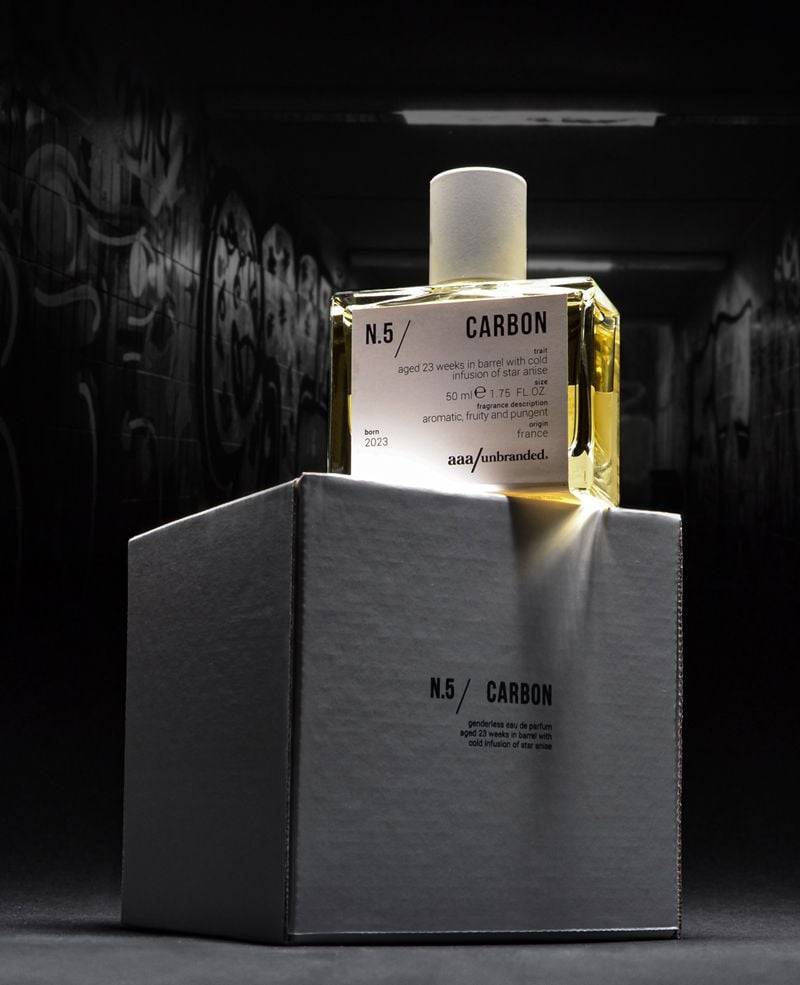 AAA/UNBRANDED  Profumo Unisex N5 Carbon - Dolce e Speziato con Note Marine Super sconto