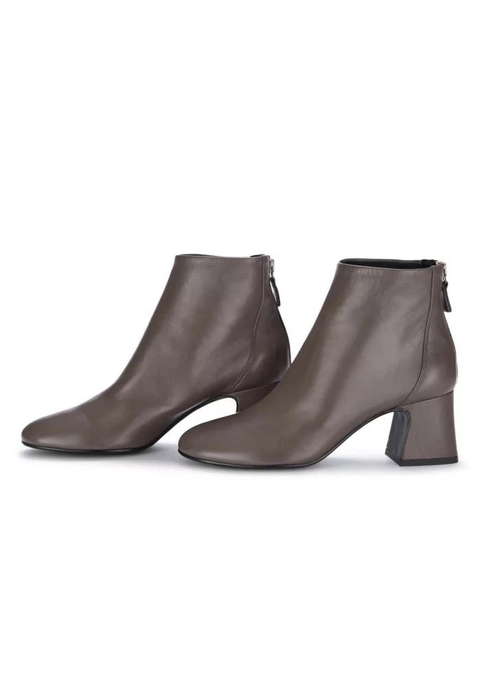 MA+DE 94 | STIVALETTI TACCO NAPPA MARRONE FANGO Moda