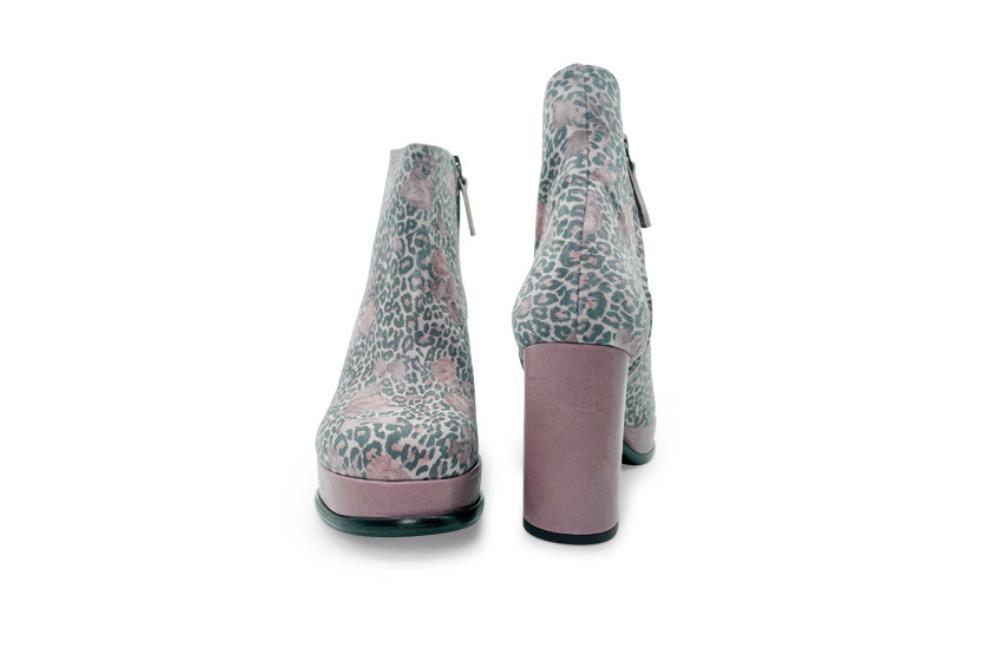 Rose'S Roses Inge plateau Convenienza