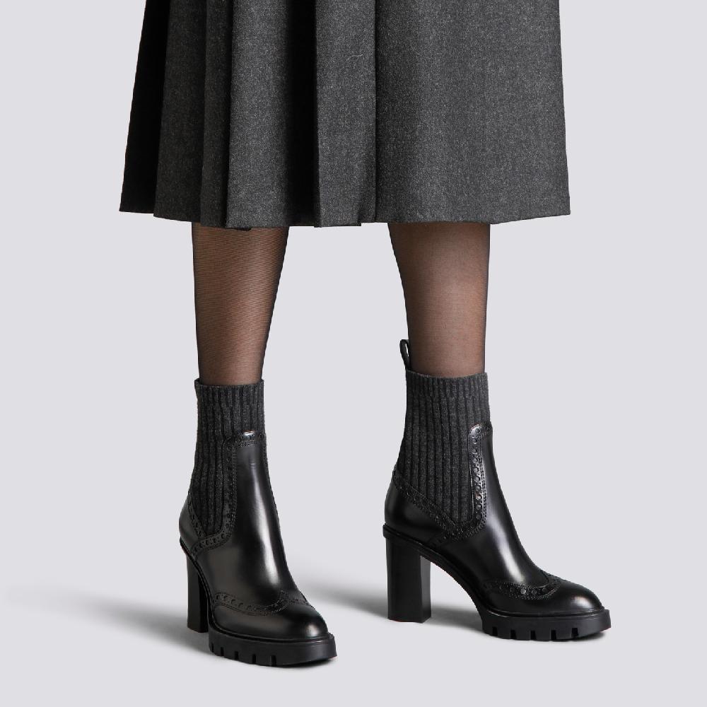 Santoni Stivaletto tacco alto da donna in pelle nera Acquista Ora