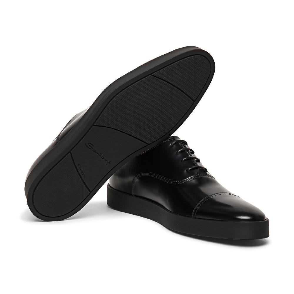 Santoni Stringata oxford da uomo in pelle lucida nera In Linea