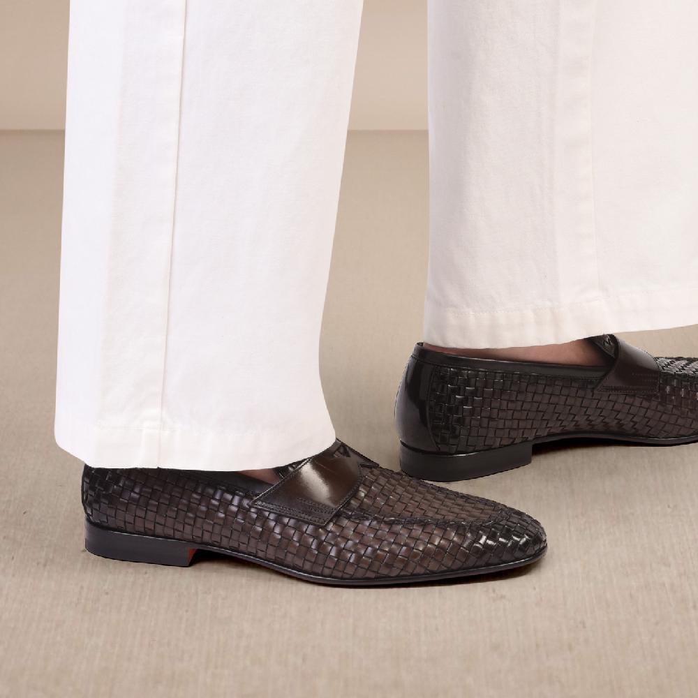 Santoni Mocassino penny con tomaia intrecciata da uomo in pelle marrone In Vendita