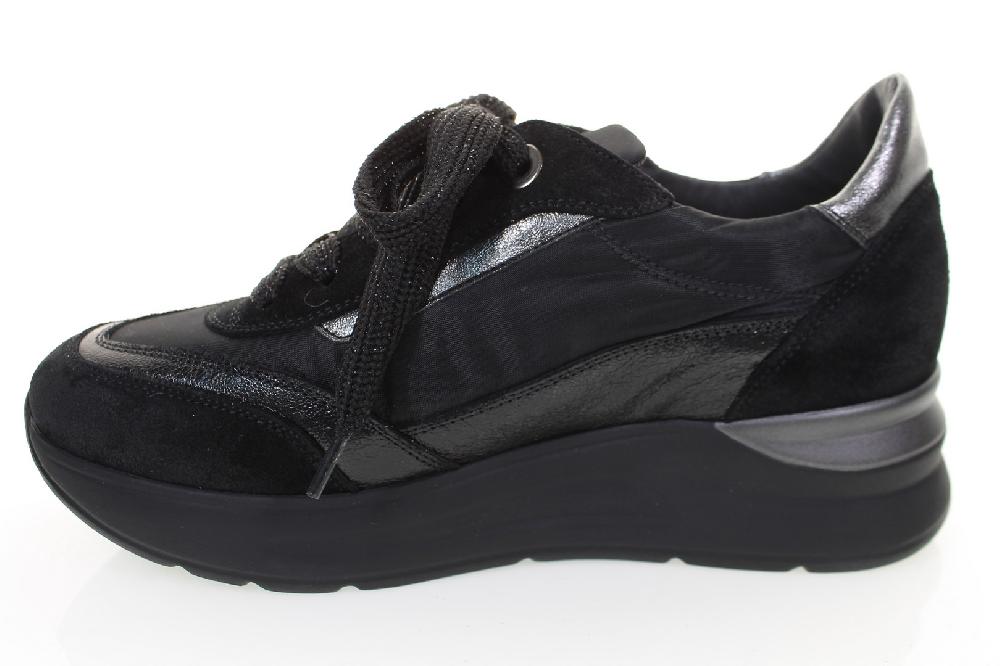 ﻿Soffice Sogno Sneaker in pelle e tessuto In Vendita