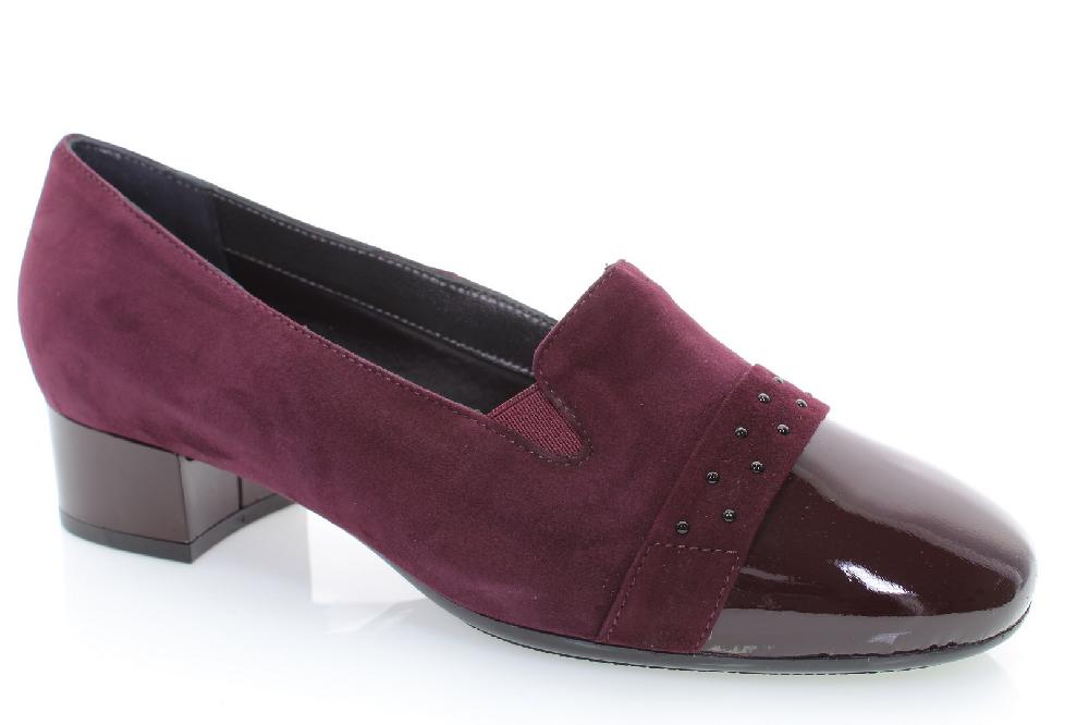 Soffice Sogno Scarpa in pelle con borchie