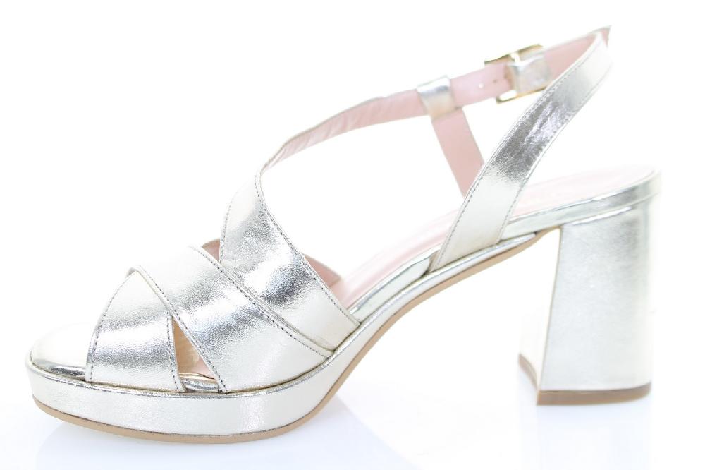 Soffice Sogno Sandalo in pelle laminata Fino Al -60%
