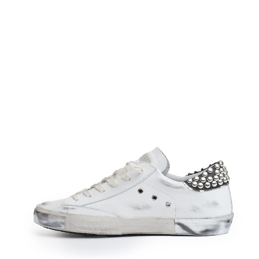 Sorelle Perego Paris pelle bianca con borchie Shopping Online