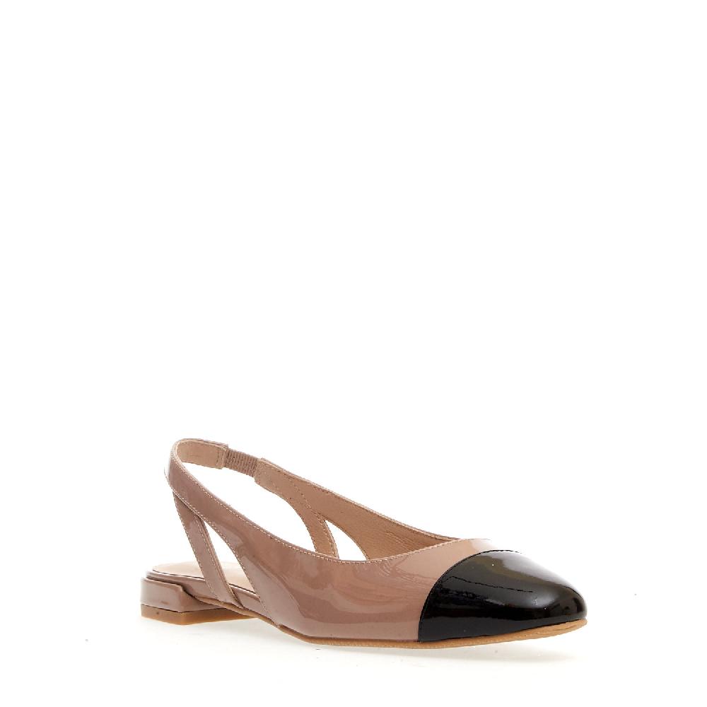 Sorelle Perego slingback bassa vernice nude e nero Enormi risparmi