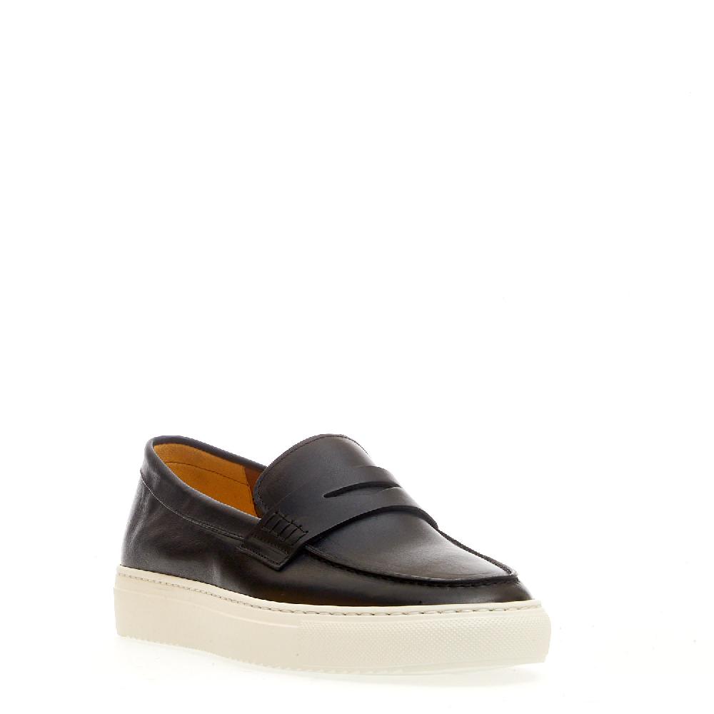 Sorelle Perego slipon pelle blu fondo bianco Only for today