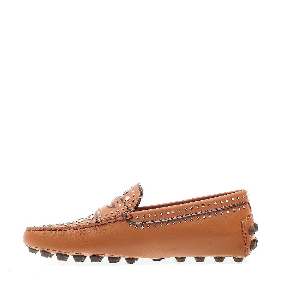 Sorelle Perego mocassino in pelle cuoio con borchie Outlet