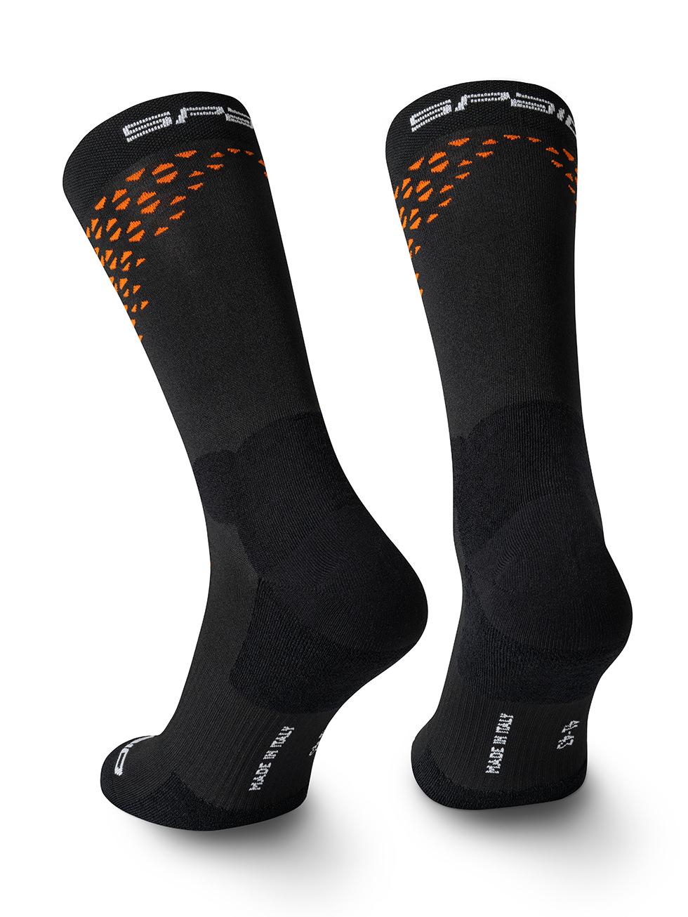 Spaio SPAIO CALZINI DA TREKKING TREKKING SOCKS FIERCE BLACK/ORANGE Economico