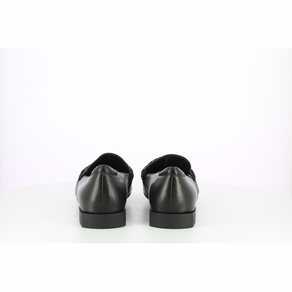 The Flexx REDIA-NAPPA Discount Store per i nuovi prodotti