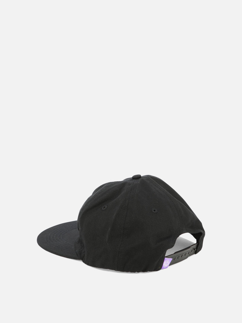 Vietti Gallery Dept. Cappello "Chateau Josuè Resort" Offerta