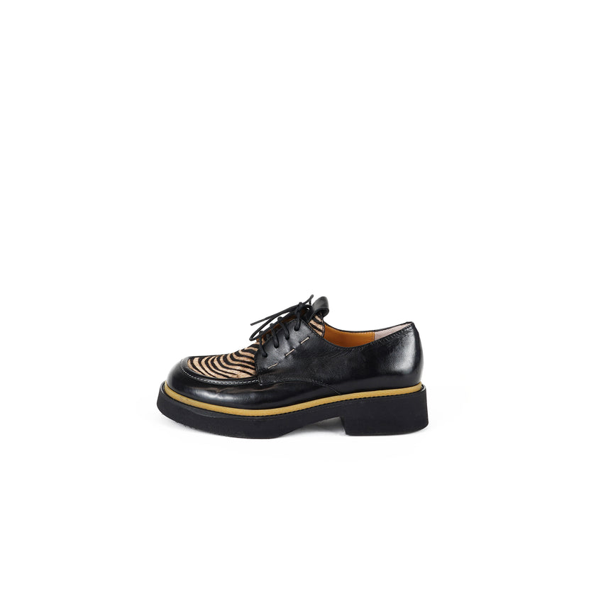 Viola Ricci Alice - Scarpa allacciata Nera Saldi Di Fabbrica