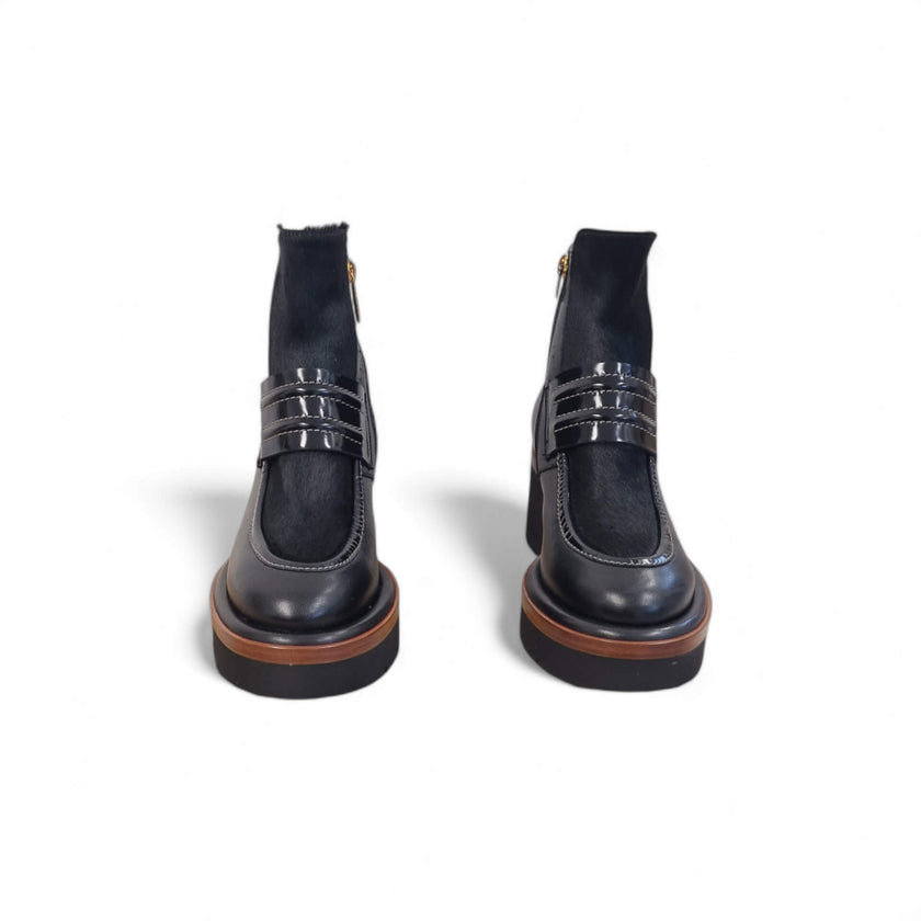 Viola Ricci Bianca - Stivalleto in pelle nero Hotsell