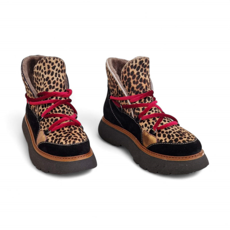 Viola Ricci Regina - tronchetto nero animalier - kombat Offerte