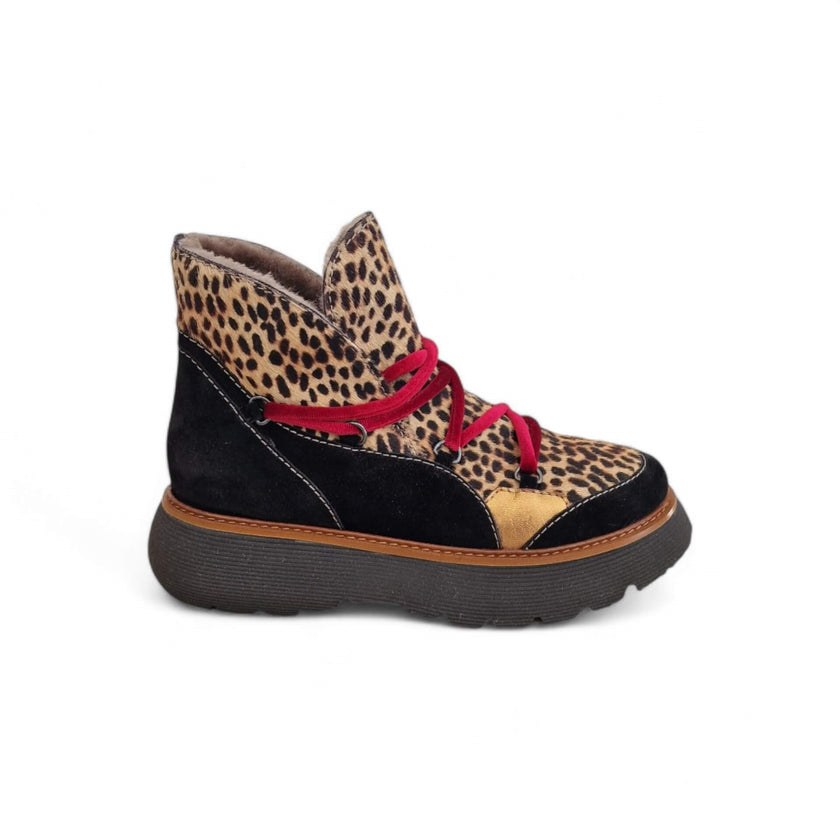Viola Ricci Regina - tronchetto nero animalier - kombat Offerte