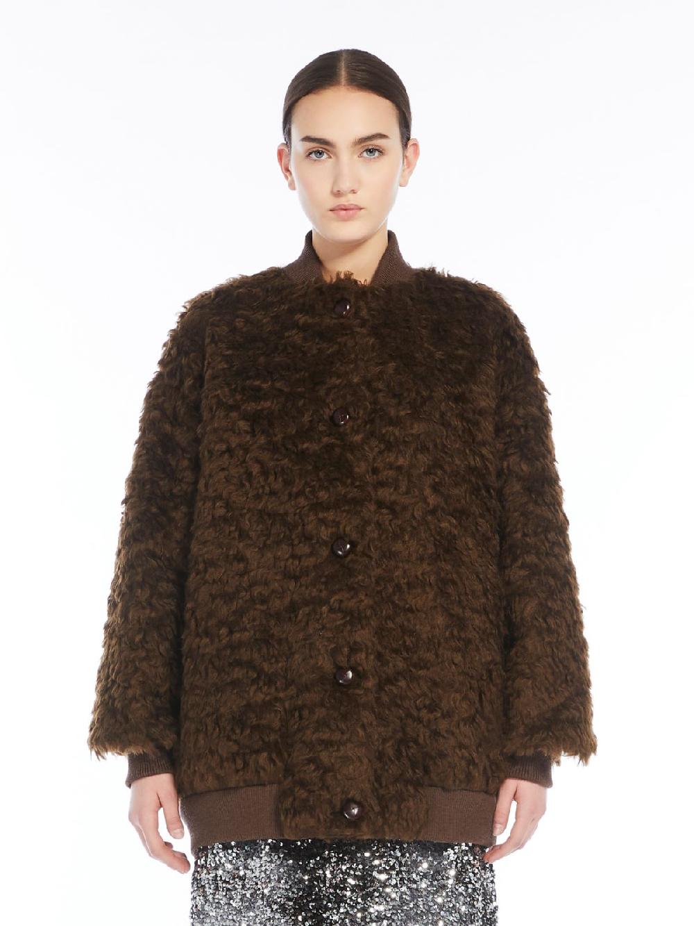 Weekend Bomber corto in tessuto furry Offerta